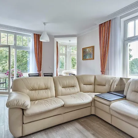 Apartment Villa Dionysus Karlovy Vary Exterior photo