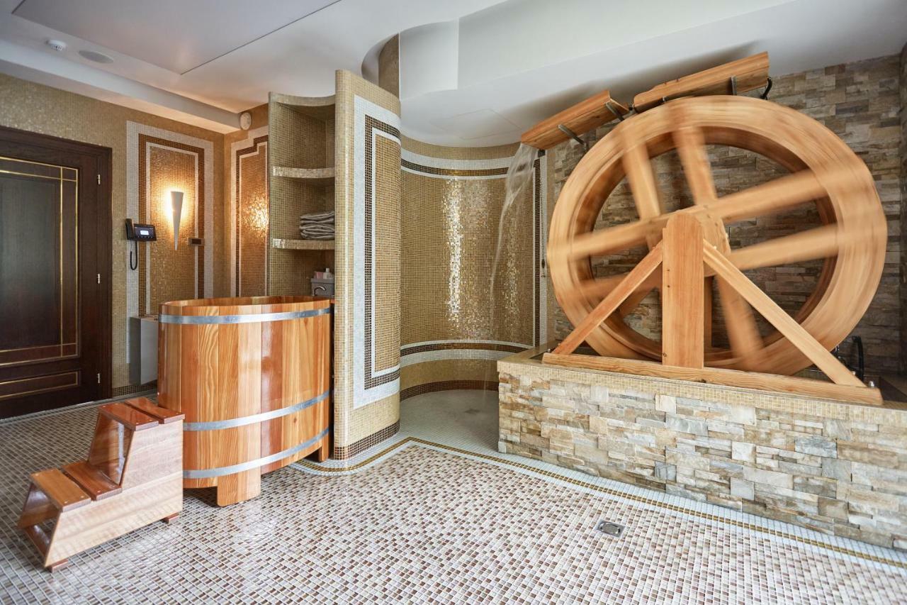 Apartment Dionysus *