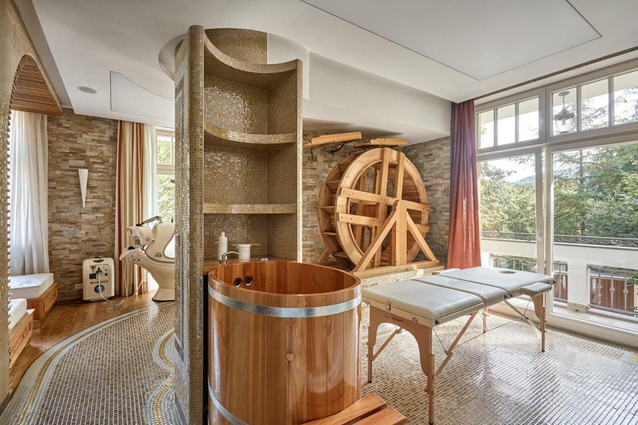 Dionysus Apartment